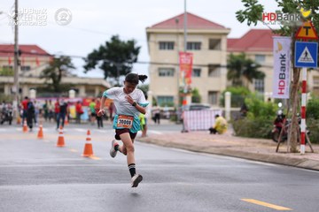 Photo HDBank Green Marathon 2025 - 2e610fa002a43eea666fb8a257daeb3d.jpg