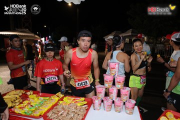 Photo HDBank Green Marathon 2025 - 38f3333352e8bf64f4e5627b05dd8efa.jpg