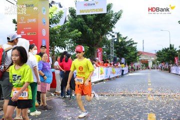 Photo HDBank Green Marathon 2025 - 4088293f48b29a6b6d34a8f20bc6e32f.jpg