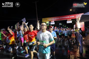 Photo HDBank Green Marathon 2025 - 41bd59bccbef2c063d8a5521e49458c8.jpg