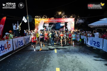 Photo HDBank Green Marathon 2025 - 438a84d47a7a426a53af65b9b490660e.jpg