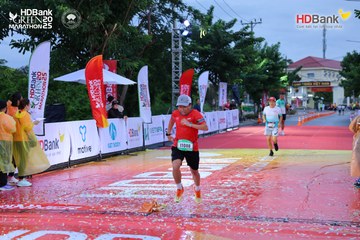 Photo HDBank Green Marathon 2025 - 49d76acb12918df99cb2596daa355e0a.jpg