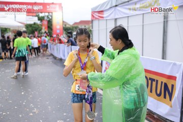 Photo HDBank Green Marathon 2025 - 4cdb16f4d771293e9f16340fd7eb8f44.jpg
