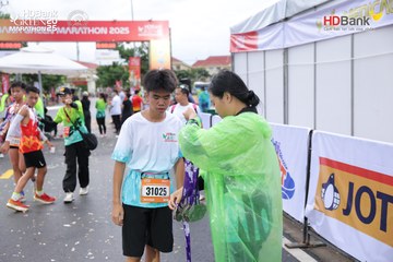 Photo HDBank Green Marathon 2025 - 5a34e63b61cde9e9cf21289672153e5f.jpg