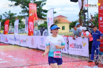 Photo HDBank Green Marathon 2025 - 5c69780caf1c1f5e5fe312db40a16bae.jpg