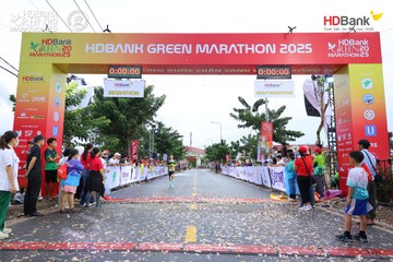 Photo HDBank Green Marathon 2025 - 640c9d087259caed4ffac6fc06311787.jpg