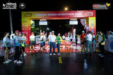Photo HDBank Green Marathon 2025 - 64bbf786edd88a60322ecffaee75c0e0.jpg