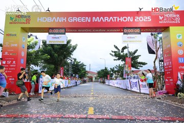 Photo HDBank Green Marathon 2025 - 6a7055d59ea6bc85947efa5b841e823d.jpg