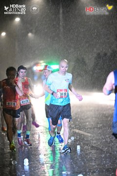 Photo HDBank Green Marathon 2025 - 71dbb119994c89e907f03f49220c81c0.jpg