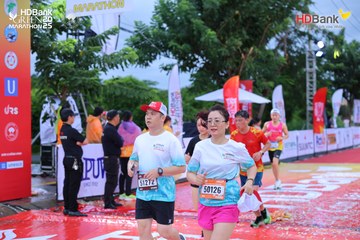 Photo HDBank Green Marathon 2025 - 77fa1b89ffcaaed6c0e3141fbc1c0d33.jpg