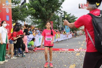 Photo HDBank Green Marathon 2025 - 79a7a2514f73b4231c7ce941ef1f3940.jpg