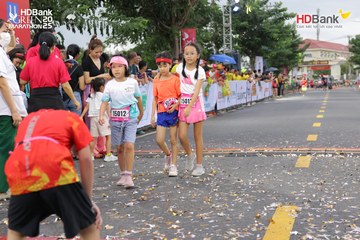 Photo HDBank Green Marathon 2025 - 7f9d4fc39b4f9e6f85b7eb69c3604b25.jpg