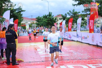 Photo HDBank Green Marathon 2025 - 8264a62d03ed33caaba6a3b4f3efcd8b.jpg