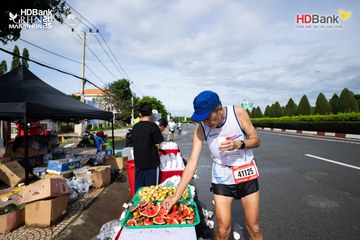 Photo HDBank Green Marathon 2025 - 9c48bdf1bb0b2861159470658b6beb53.jpg