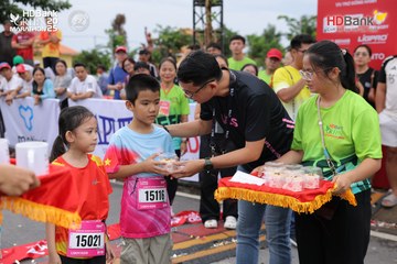Photo HDBank Green Marathon 2025 - a1e56273c5b82f82fb323587fa81c177.jpg
