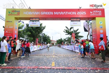 Photo HDBank Green Marathon 2025 - a6eb3d3e42fecd7f365be8b3a71f6248.jpg