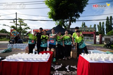 Photo HDBank Green Marathon 2025 - ada37102fbb7cc904d9bc98b01ef3e7e.jpg