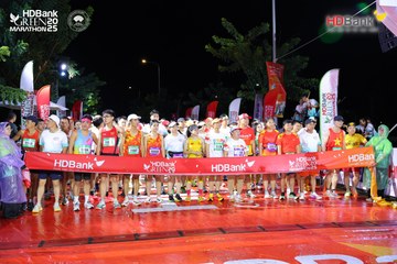 Photo HDBank Green Marathon 2025 - b39d0f86df0955ec726f2ec4a36631b7.jpg