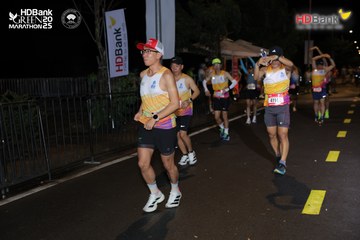 Photo HDBank Green Marathon 2025 - bd8f7bb9f6fef3cc8a67fcb790d533df.jpg