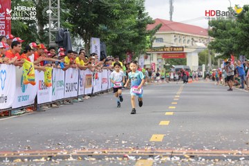 Photo HDBank Green Marathon 2025 - bf1ee1bd9d305df407d18177ec3c2a2a.jpg