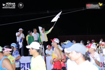 Photo HDBank Green Marathon 2025 - c21f4bb5f80b3b20fb805b72af63e31e.jpg