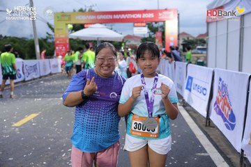 Photo HDBank Green Marathon 2025 - d19abfca8aaa7507b31a5bcbd9839536.jpg