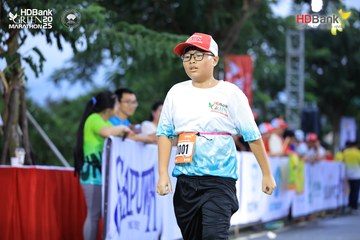 Photo HDBank Green Marathon 2025 - d46b4c2682a316098b866dd1448184d7.jpg