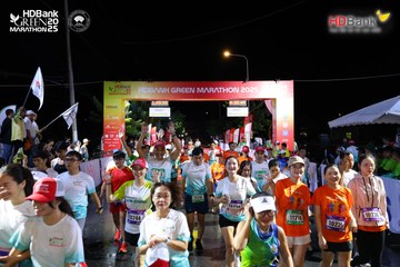 Photo HDBank Green Marathon 2025 - edf555f05aa682e5c865b2bbc834a2a6.jpg