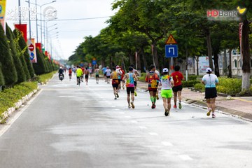Photo HDBank Green Marathon 2025 - f1226a15794984a1bb7a410ecc40778e.jpg