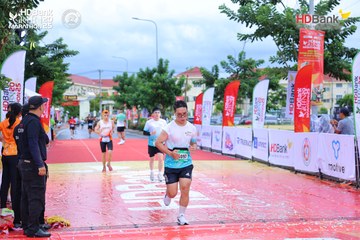 Photo HDBank Green Marathon 2025 - f489c42bb4d743272bcd2e5d9cda981a.jpg