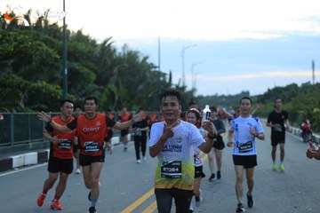 RUN TO LIVE 2025 - Ảnh #3281317