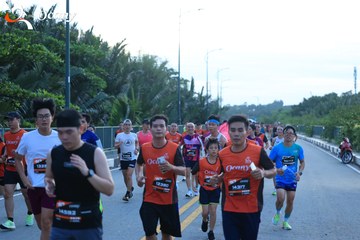RUN TO LIVE 2025 - Ảnh #3268437