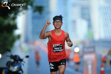 RUN TO LIVE 2025 - Ảnh #3284075
