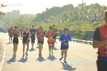 RUN TO LIVE 2025 - Ảnh #3303042