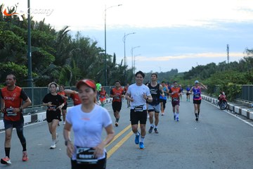 RUN TO LIVE 2025 - Ảnh #3282569