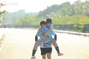 RUN TO LIVE 2025 - Ảnh #3305120