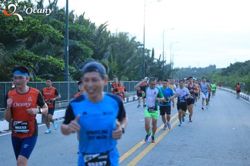 RUN TO LIVE 2025 - Ảnh #3287900
