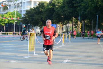 RUN TO LIVE 2025 - Ảnh #3299485