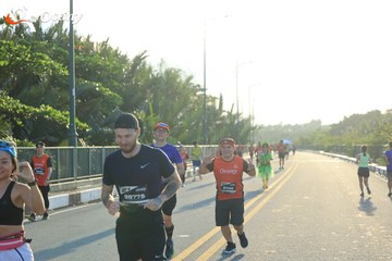 RUN TO LIVE 2025 - Ảnh #3301087
