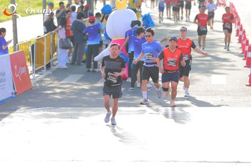 RUN TO LIVE 2025 - Ảnh #3193290