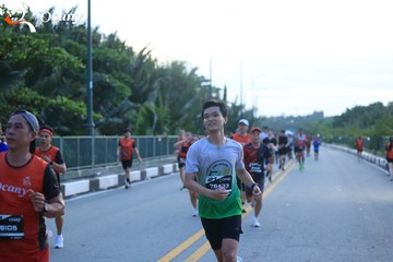 RUN TO LIVE 2025 - Ảnh #3266759