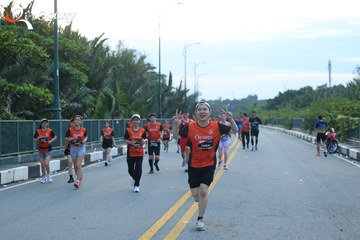 RUN TO LIVE 2025 - Ảnh #3278408
