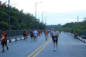 RUN TO LIVE 2025 - Ảnh #3268163