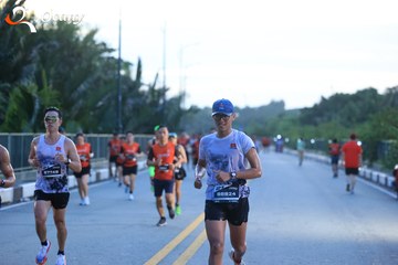 RUN TO LIVE 2025 - Ảnh #3264995