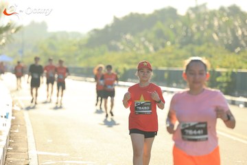RUN TO LIVE 2025 - Ảnh #3303250
