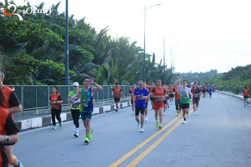 RUN TO LIVE 2025 - Ảnh #3266721