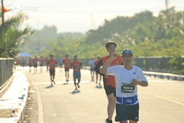 RUN TO LIVE 2025 - Ảnh #3303306