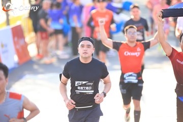 RUN TO LIVE 2025 - Ảnh #3204902