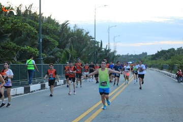 RUN TO LIVE 2025 - Ảnh #3282212