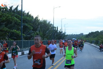 RUN TO LIVE 2025 - Ảnh #3268236